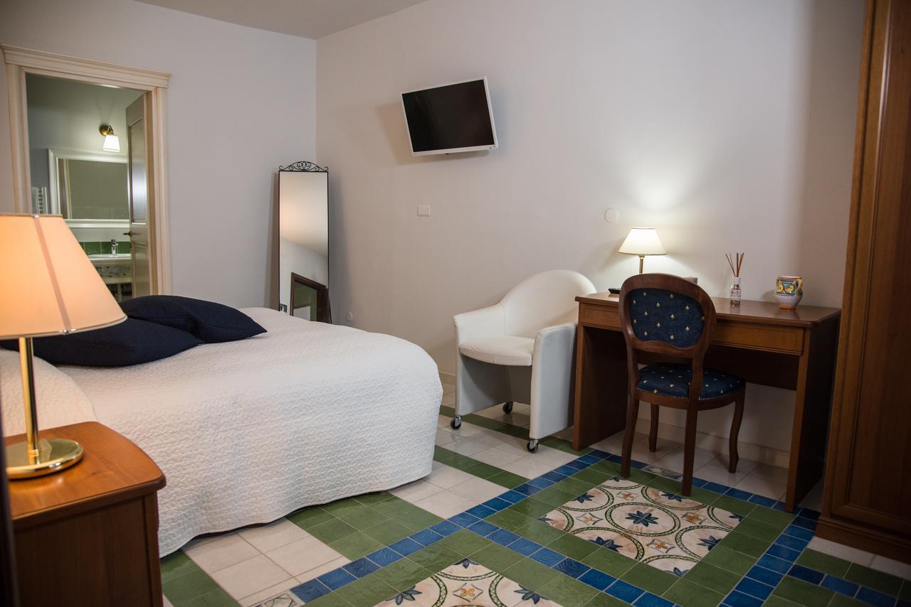 Via Roma 205 Bed and Breakfast Rionero in Vulture Εξωτερικό φωτογραφία